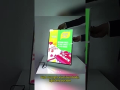 U kunt het verticale of horizontale bord vrij aanpassen en de poster snel veranderen.